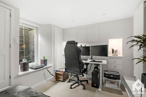 Photo 22- click for photo gallery